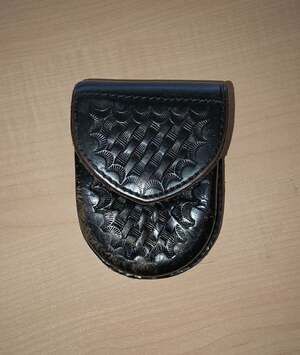 Dutyman 8121H Basketweave Leather Handcuff Case